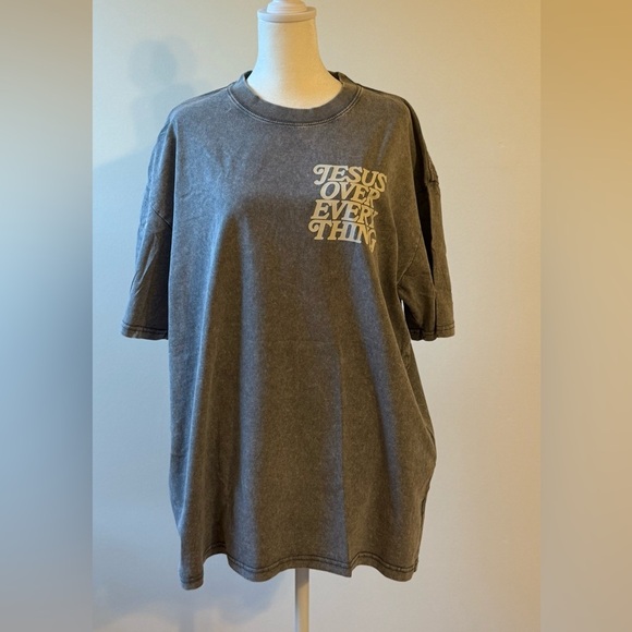 Gray Graphic T-Shirt - Picture 1 of 4